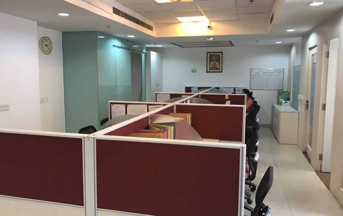 2,766 sq.ft. Fully Furnished office space for lease in DLF Towers